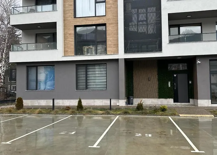 Διαμέρισμα July